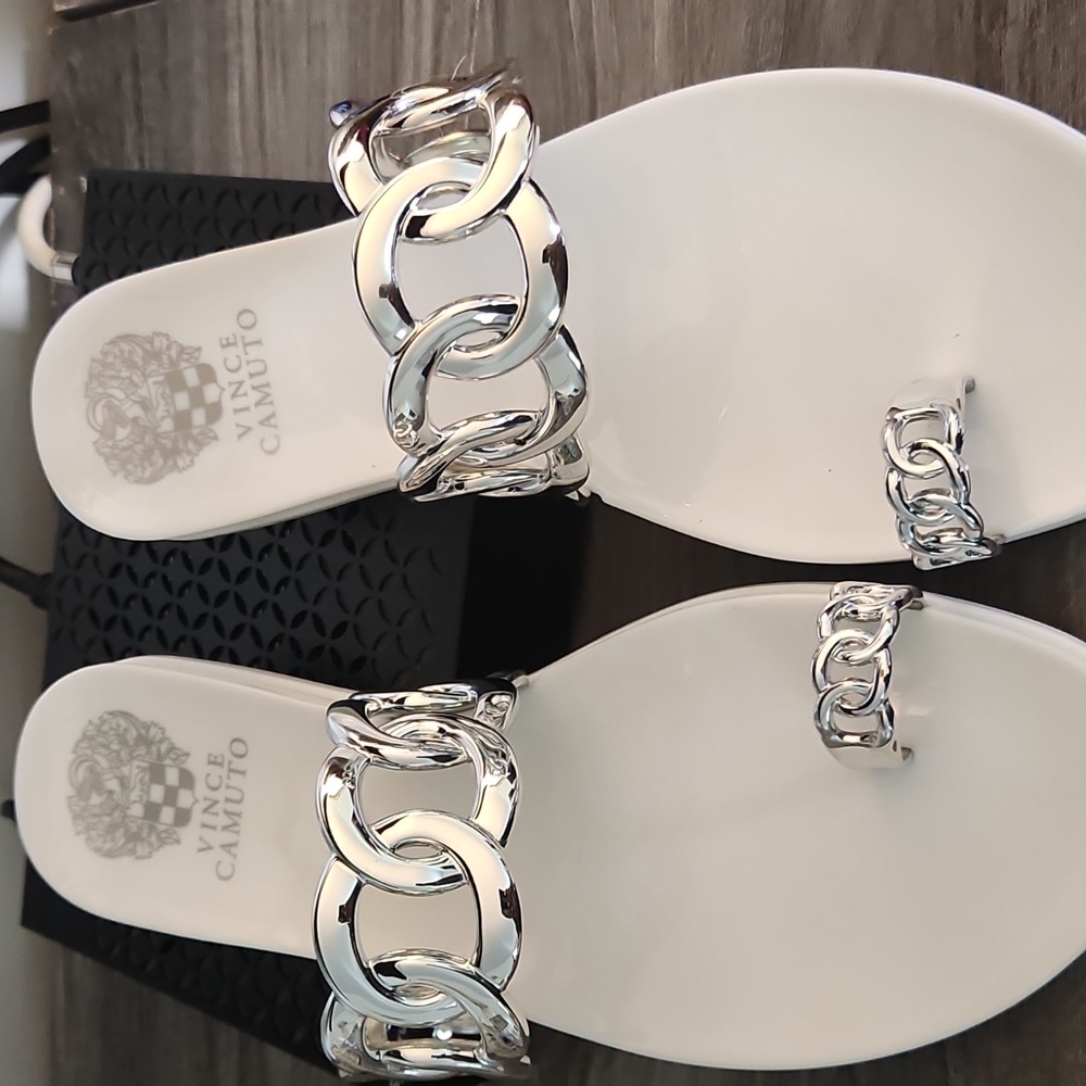 Vince Camuto VC-Magenta White and Metallic Sandal Brand New